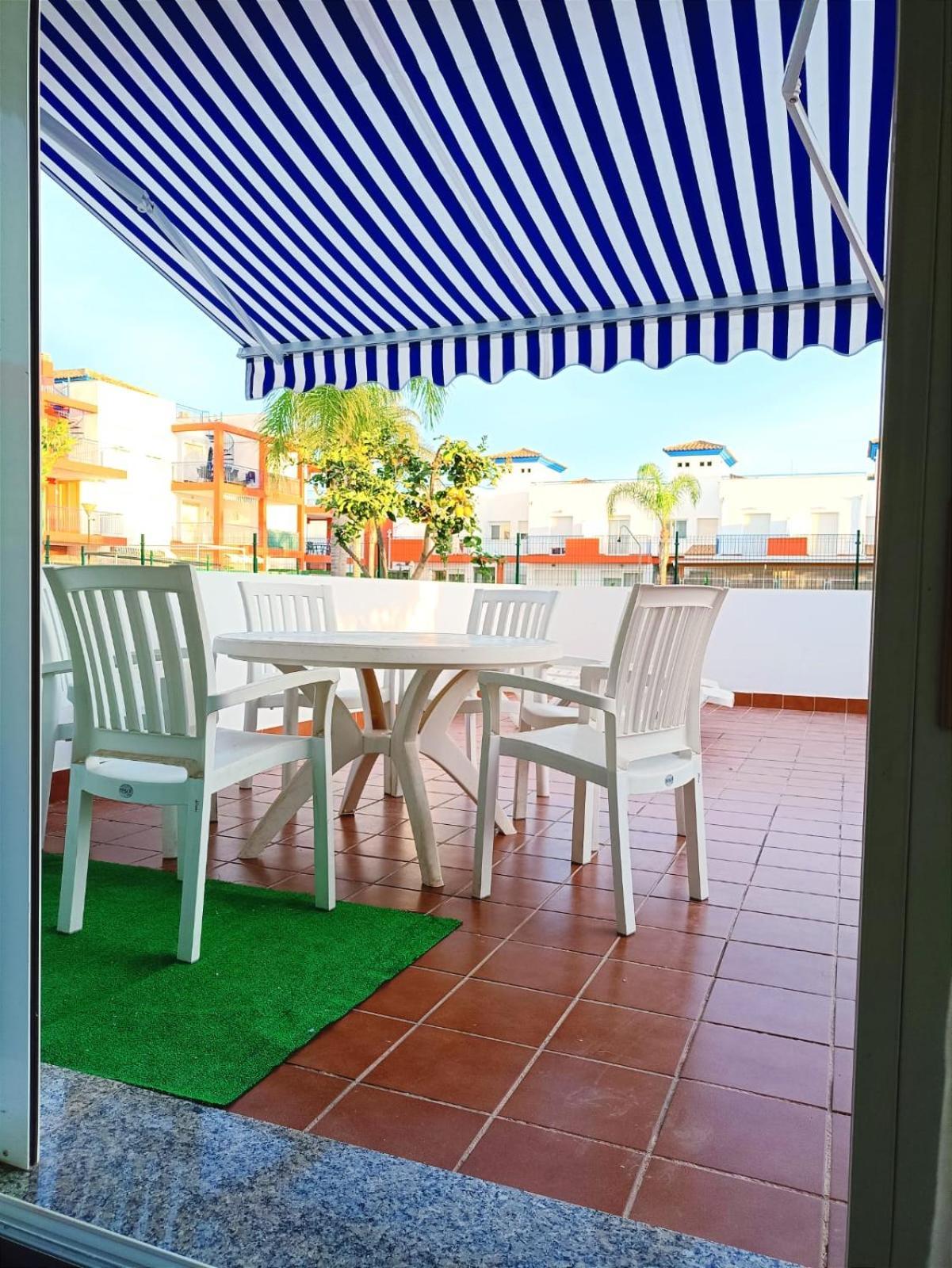 Villa Casa Familiar A Pie De Piscina Vera Exterior foto